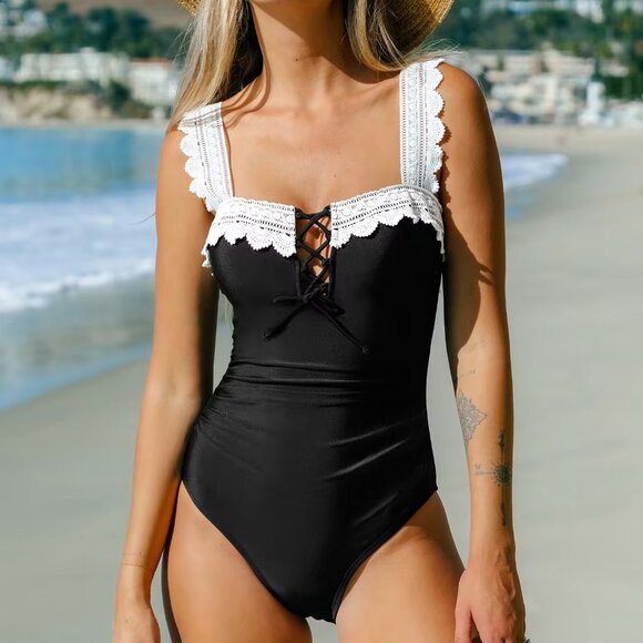 Cupshe Sensorial Spring Lace-Up & Crochet One-Piece Size XL | NWT - Picture 4 of 4